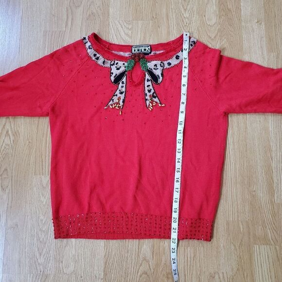 Collective Works Of Berek 2 Embellished Mistletoe Bow 3/4 Sleeve Sweater sz Med - Picture 8 of 10